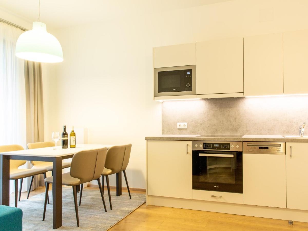 Premium Green Apartments Wina Bagian luar foto